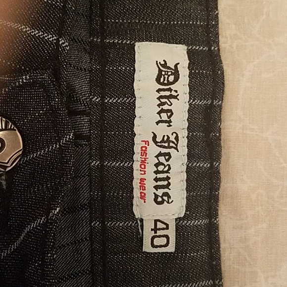 Jeans - Picture 5 of 5